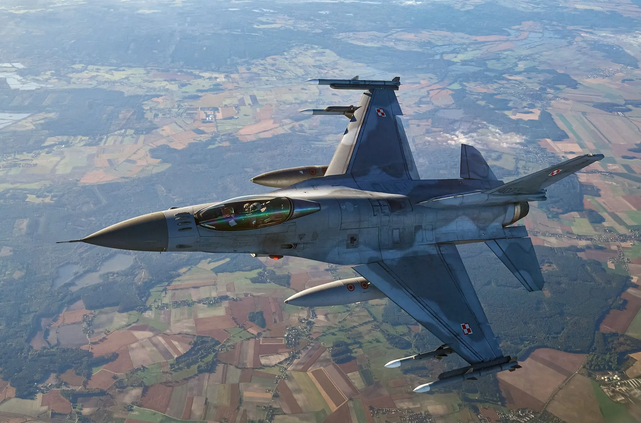 F-16